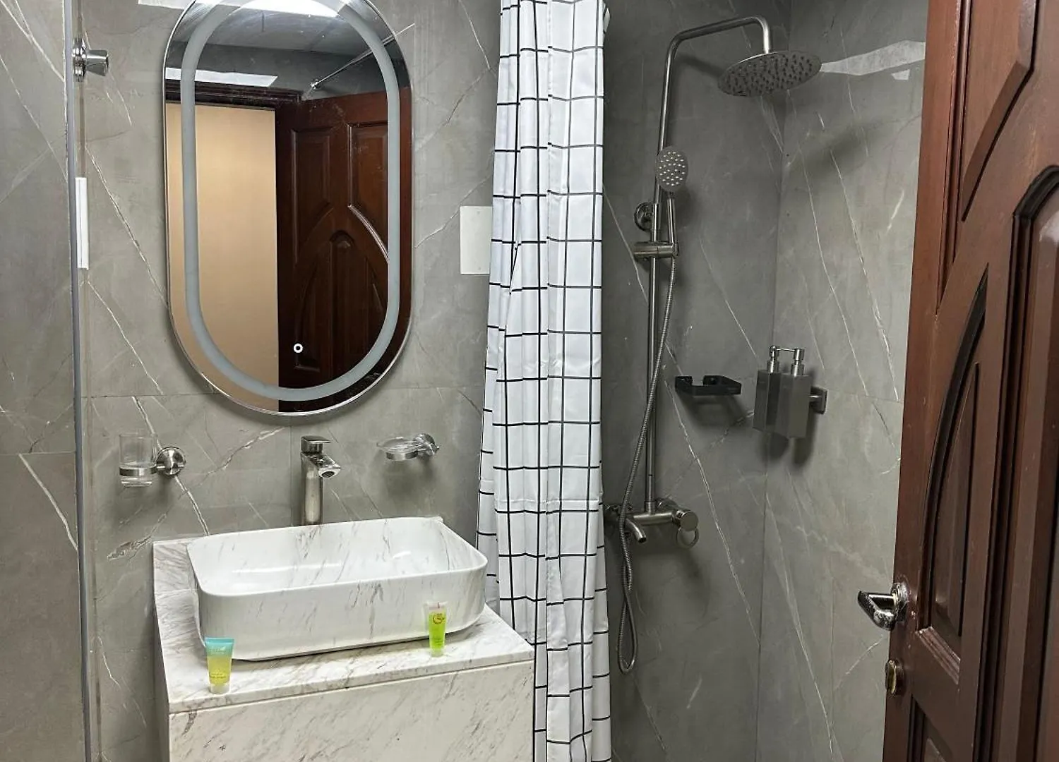 Aygro Hotel Dubái 2*,